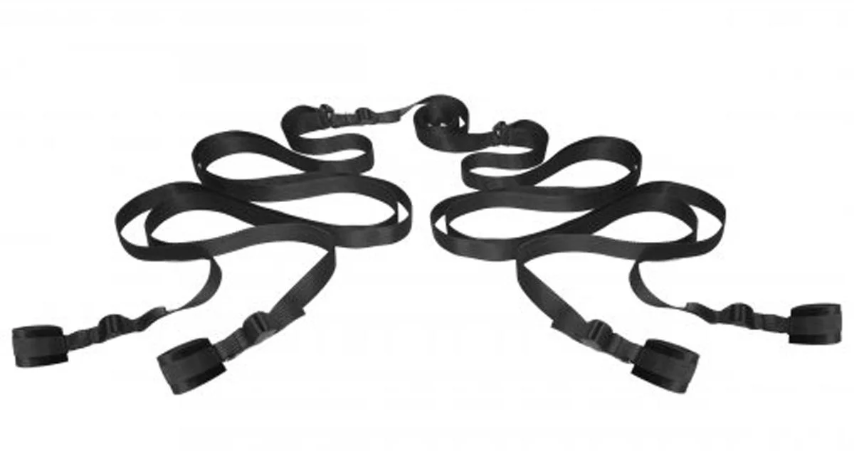 XR Brands - Hold Me Bed Bondage Set - Zwart XR Brands - Hold Me Bed Bondage Set - Zwart